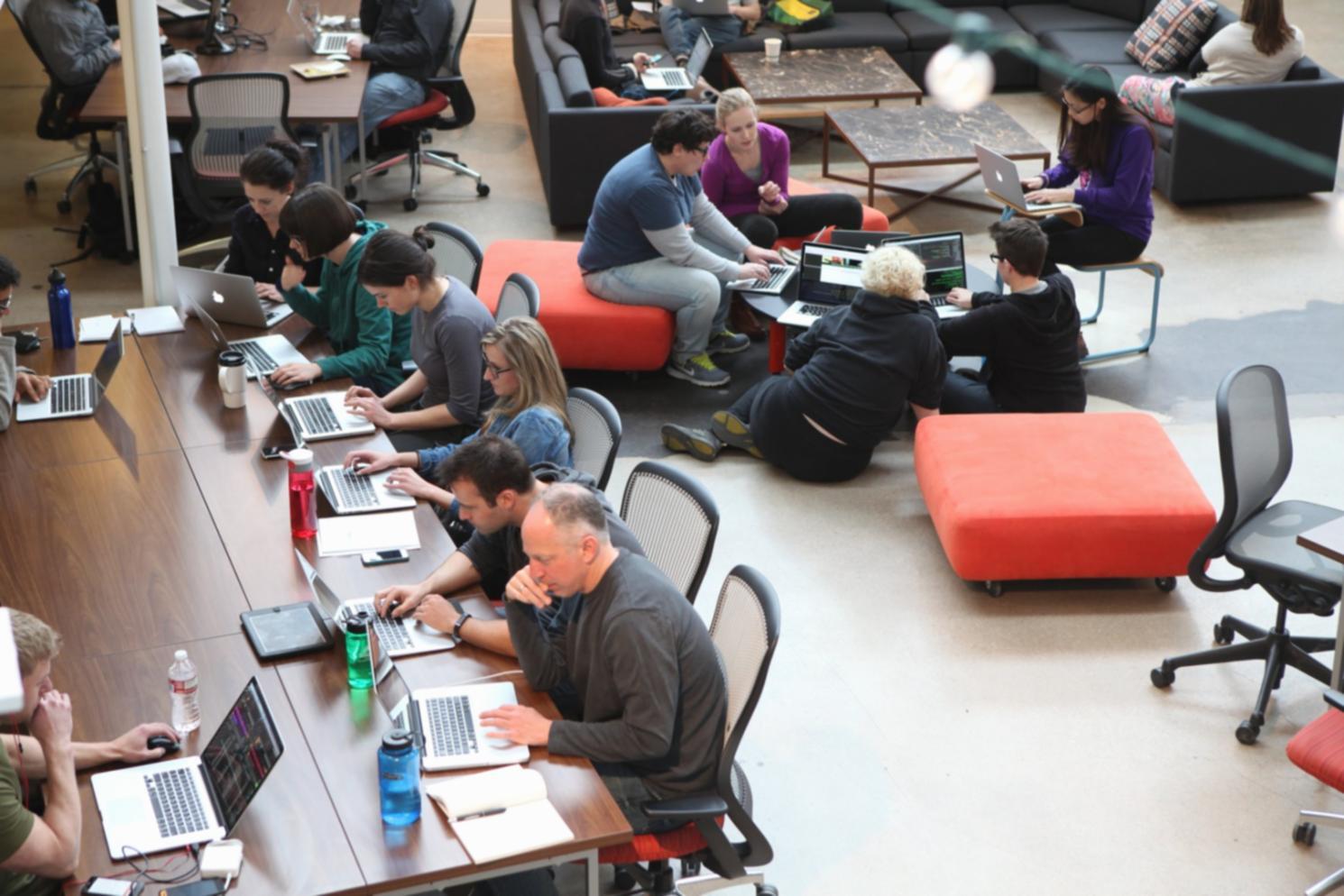 Wie koordinieren Sie mehrere Kreditgeber effektiv?